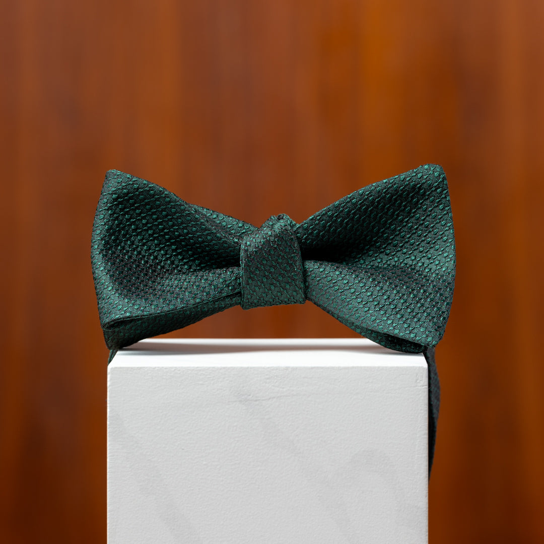 Green Solid Textured Silk Bow Tie